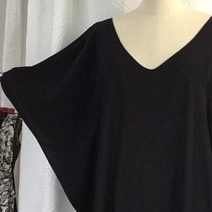 Black fluid blouse🕶